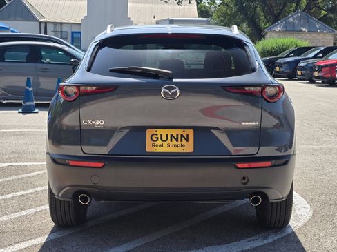 Used 2024 MAZDA CX-30 AWD 2.5 S w/ Preferred Package image 4