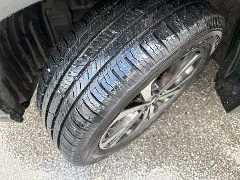 Certified 2023 Subaru Forester Limited image 43