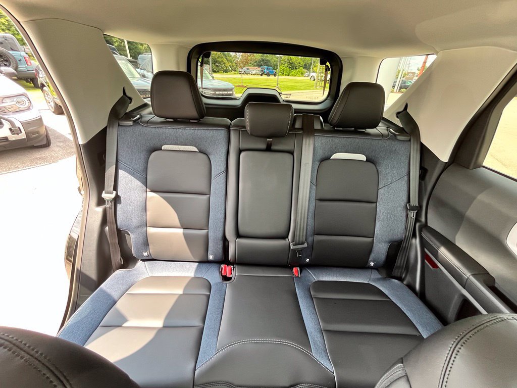 New 2026 Ford Bronco Sport Outer Banks w/ Sasquatch Outer Banks Package AWD/4WD image 14