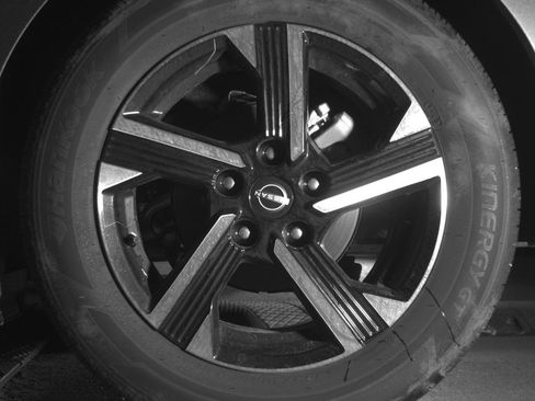 Used 2025 Nissan Sentra SV FWD image 14