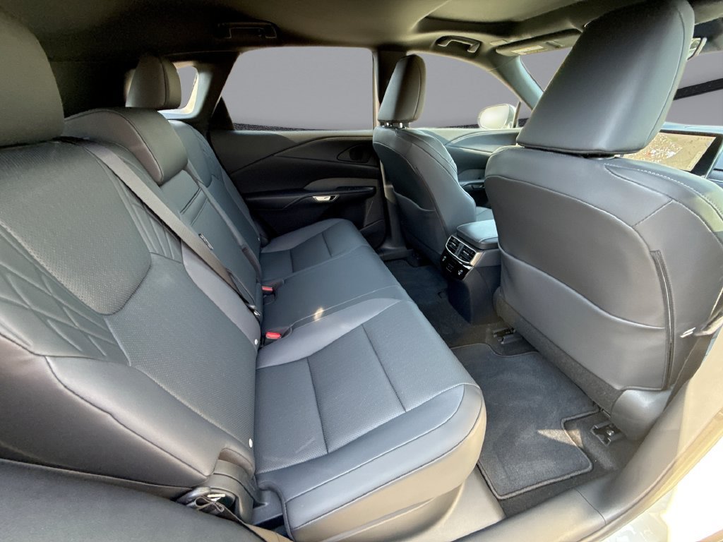 Used 2026 Lexus RX 350 Premium w/ Accessory Package (Z1) FWD image 17
