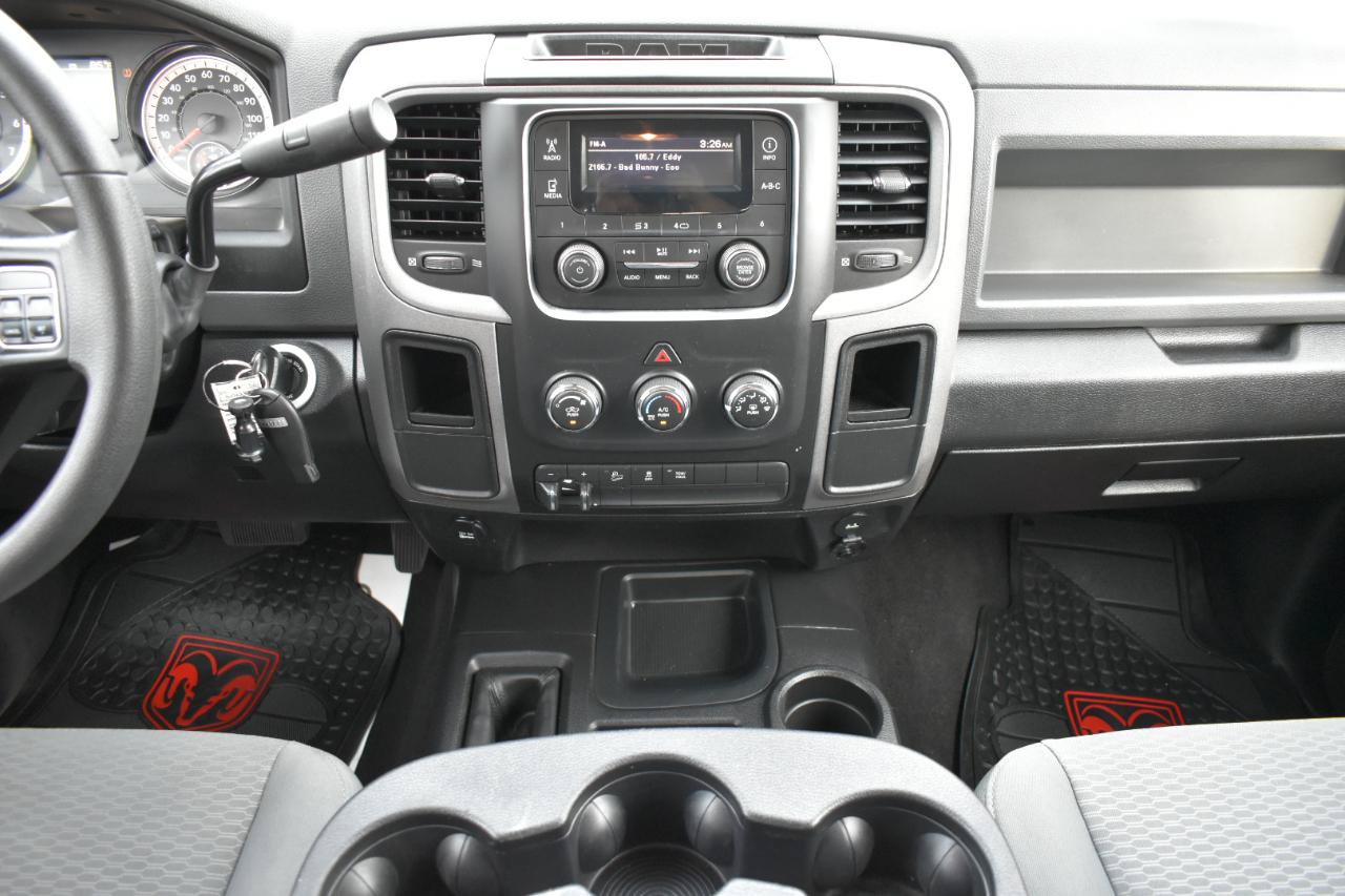 Used 2018 RAM 2500 Tradesman w/ Chrome Appearance Group AWD/4WD image 19