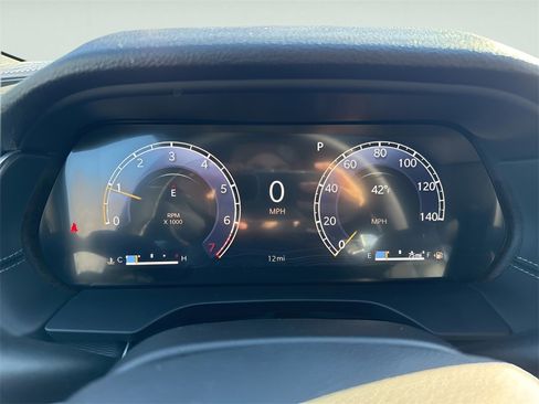 New 2025 Jeep Grand Cherokee L Altitude image 32