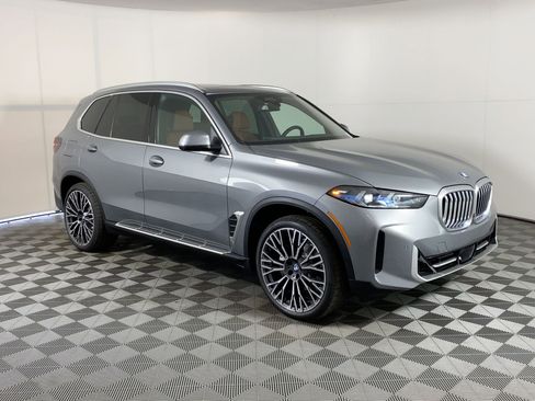 New 2026 BMW X5 sDrive40i w/ Executive Package image 6