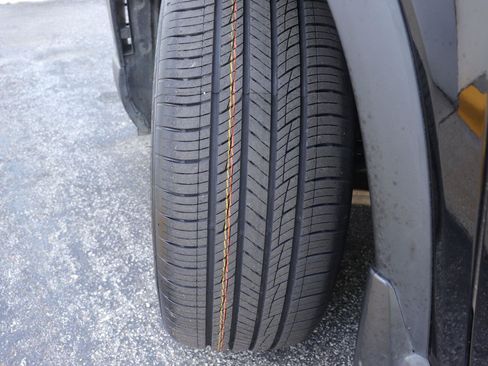 Used 2024 Honda Pilot Elite image 40