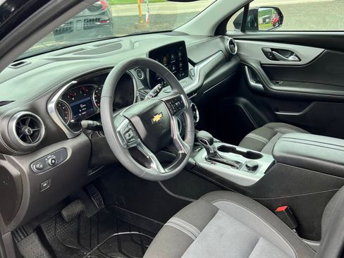 Used 2024 Chevrolet Blazer LT w/ Convenience Package FWD image 13