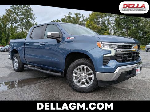 Used 2024 Chevrolet Silverado 1500 LT w/ Z71 Off-Road Package AWD/4WD image 1