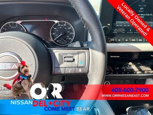 Used 2023 Nissan Rogue SL w/ SL Premium Package FWD image 21