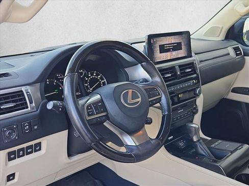 Used 2022 Lexus GX 460 Premium w/ Premium Package AWD/4WD image 10