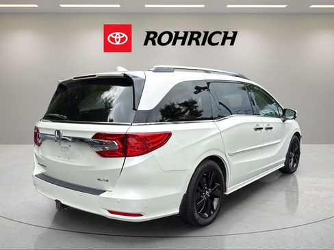Used 2018 Honda Odyssey Elite image 6