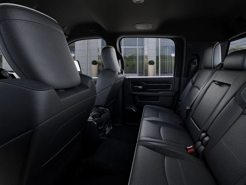 New 2025 RAM 2500 Laramie AWD/4WD image 23