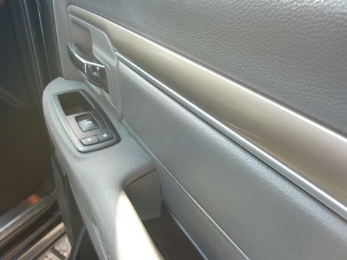 Used 2016 RAM 1500 Lone Star RWD image 32