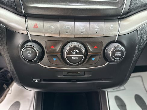 Used 2016 Dodge Journey Crossroad image 24
