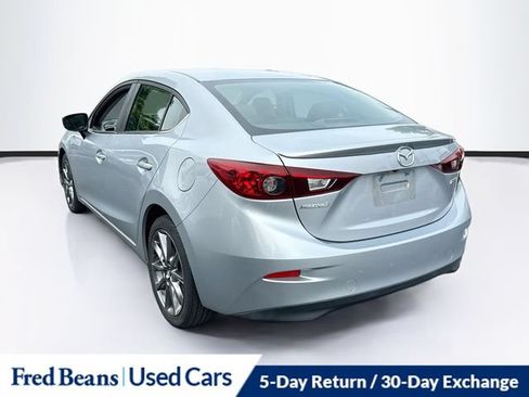 Used 2018 MAZDA MAZDA3 Touring FWD image 7