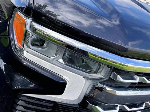 Used 2023 Chevrolet Silverado 1500 LTZ AWD/4WD image 28