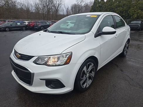 Used 2017 Chevrolet Sonic Premier image 3