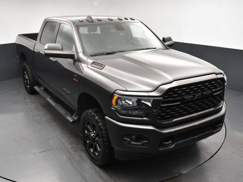 Used 2022 RAM 2500 Big Horn w/ Night Edition AWD/4WD image 16