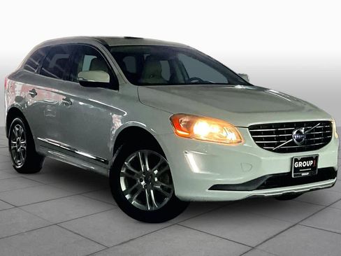Used 2015 Volvo XC60 T5 Premier Plus FWD image 2
