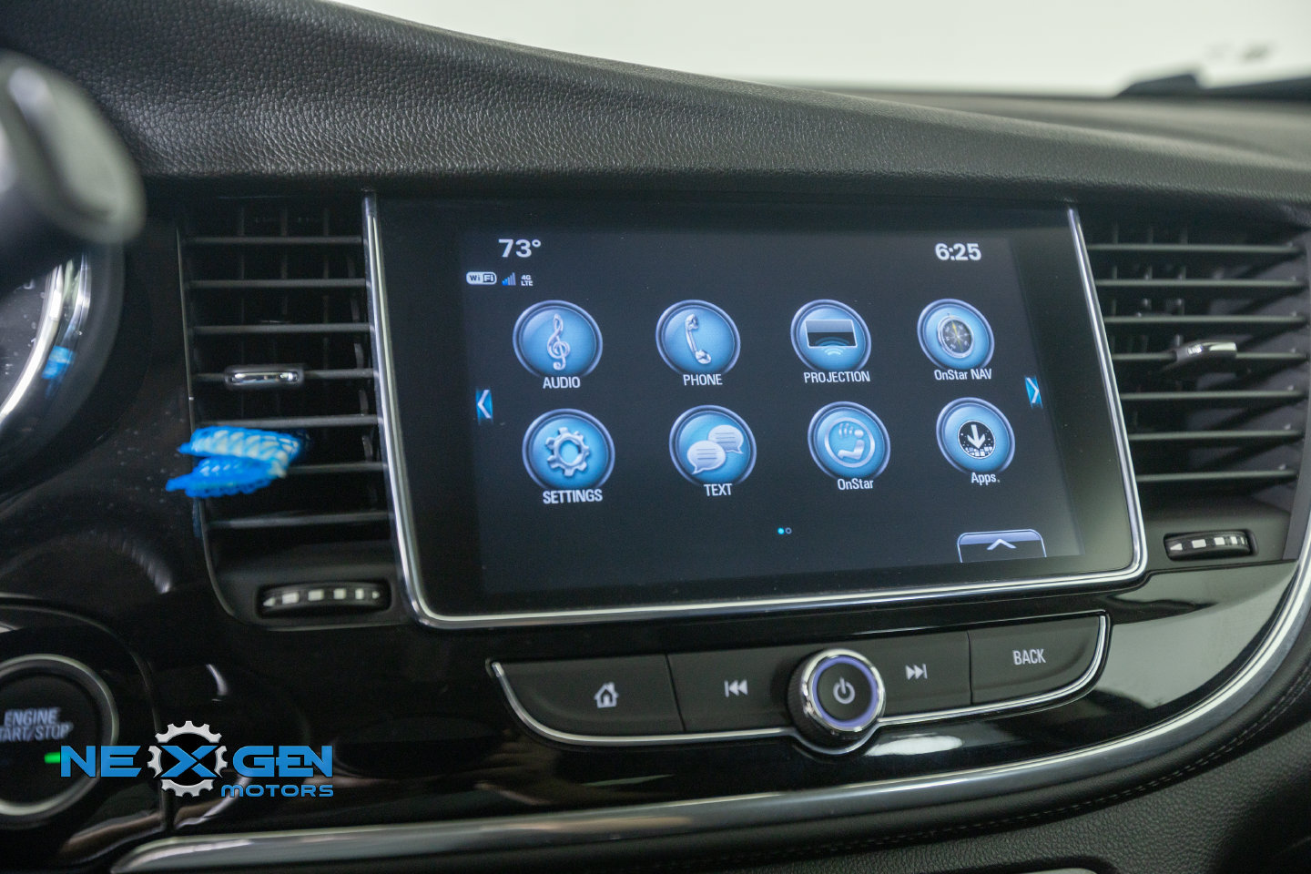 Used 2020 Buick Encore Preferred w/ Safety Package FWD image 19