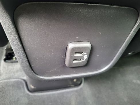 Used 2024 GMC Terrain SLE FWD image 16