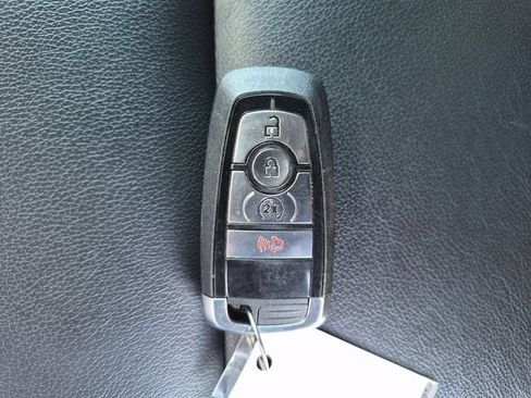 Certified 2025 Ford Bronco Outer Banks AWD/4WD image 29