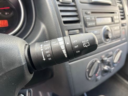 Used 2011 Nissan Versa 1.8 S w/ Plus Pkg image 16