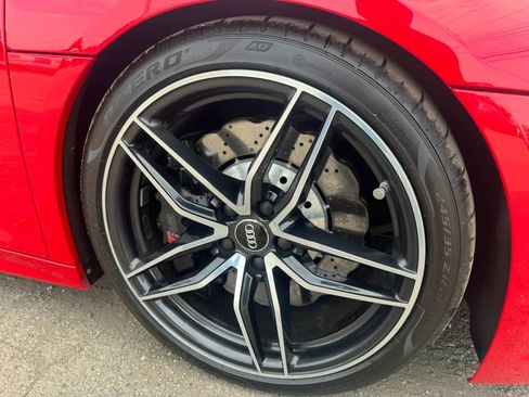 Used 2018 Audi R8 V10 AWD/4WD image 19