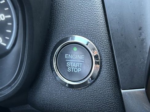 Used 2018 Ford EcoSport SE w/ SE Cold Weather Package image 36