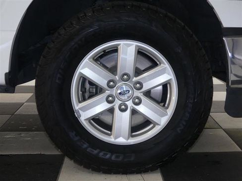 Used 2021 Ford F150 XLT image 31