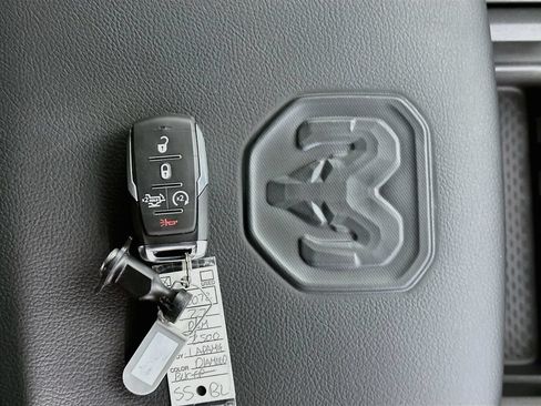 New 2027 RAM 2500 Laramie w/ Night Edition AWD/4WD image 20