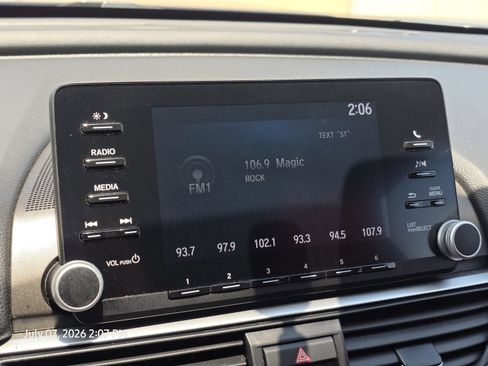Used 2020 Honda Accord LX image 21