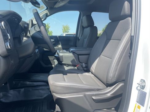 New 2025 GMC Sierra 2500 Pro w/ Convenience Package image 10