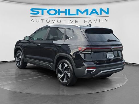 Used 2026 Volkswagen Taos SE AWD/4WD image 7