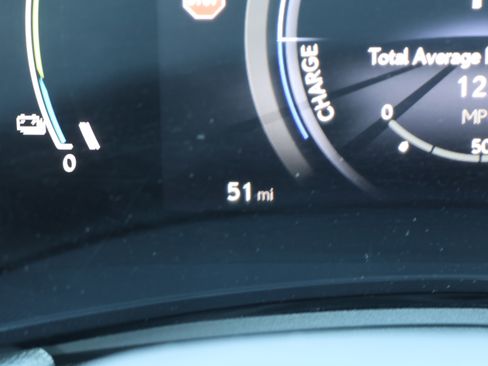 Certified 2025 Lexus NX 450h+ AWD w/ Luxury Package image 22