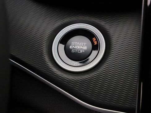 New 2025 Jeep Grand Cherokee L Altitude AWD/4WD image 31
