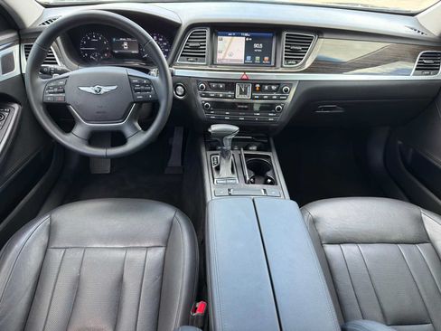 Used 2020 Genesis G80 3.8 RWD image 27