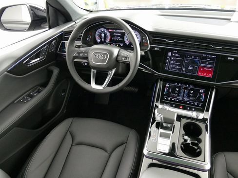 New 2026 Audi Q8 Premium Plus image 23