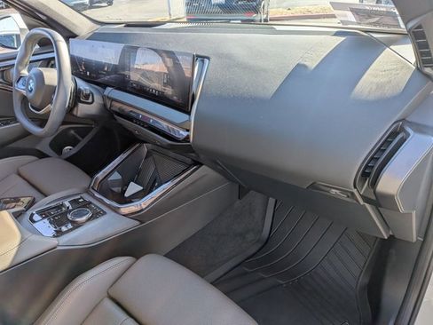 Certified 2025 BMW X3 xDrive30i w/ Premium Package image 20