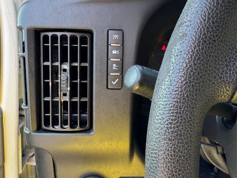 Used 2018 Chevrolet Express 3500 LT w/ LT Preferred Equipment Group RWD image 41