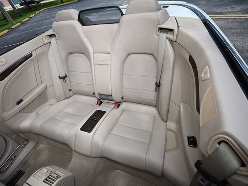Used 2014 Mercedes-Benz E 350 Cabriolet image 31
