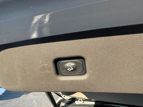 Used 2021 Lincoln Nautilus Reserve FWD image 28