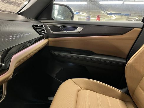 New 2026 Volkswagen Atlas Cross Sport SEL R-Line image 31