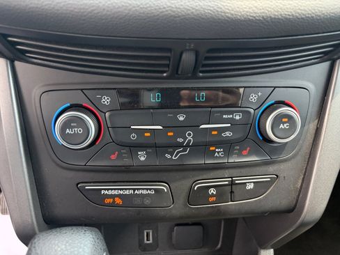 Used 2019 Ford Escape SE AWD/4WD image 22