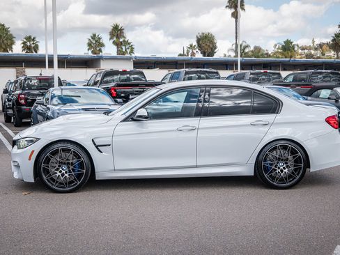 Used 2018 BMW M3 Base image 13