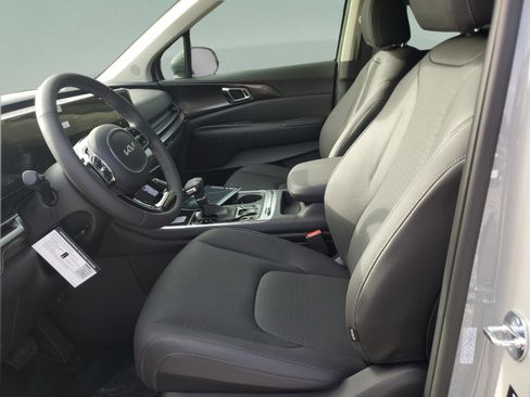 New 2026 Kia Carnival SX Prestige FWD image 18