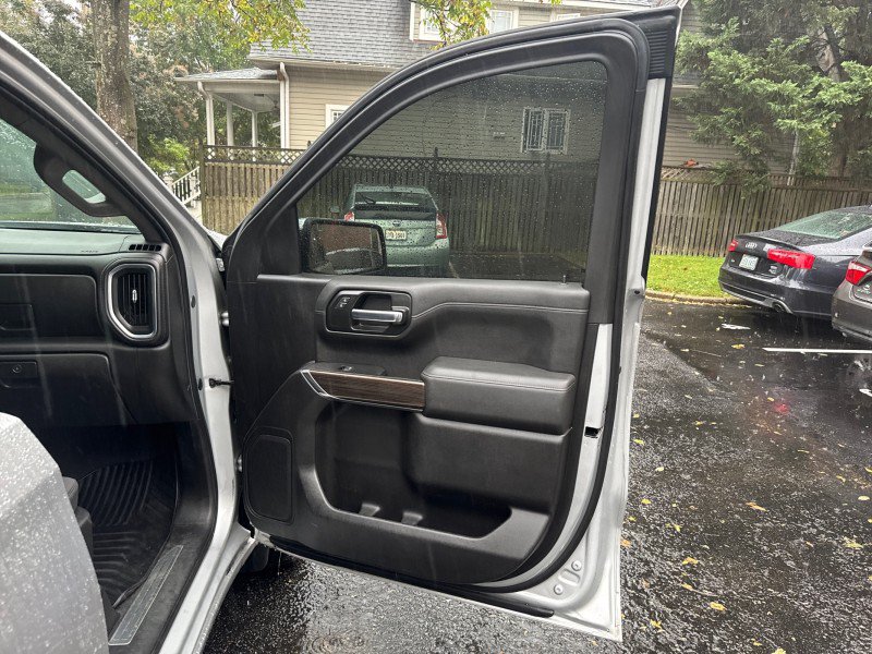Used 2020 Chevrolet Silverado 1500 LT AWD/4WD image 12