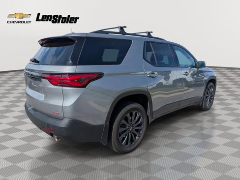 Used 2023 Chevrolet Traverse RS w/ LPO, Cargo Package AWD/4WD image 4