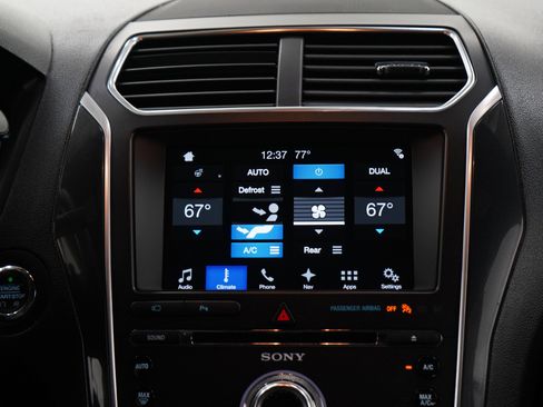 Used 2017 Ford Explorer Limited AWD/4WD image 16