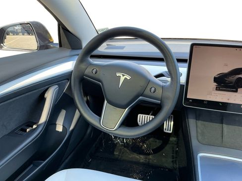 Used 2022 Tesla Model 3 Performance AWD/4WD image 11