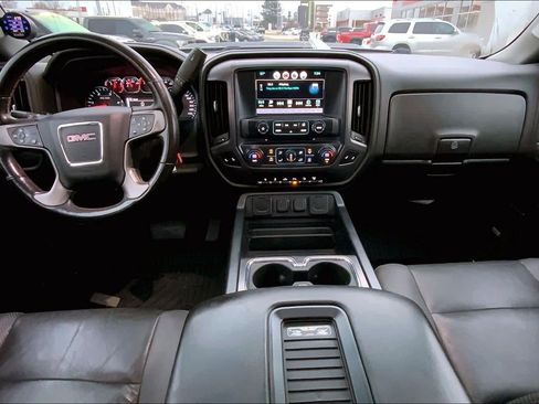 Used 2018 GMC Sierra 2500 SLT w/ Duramax Plus Package image 15